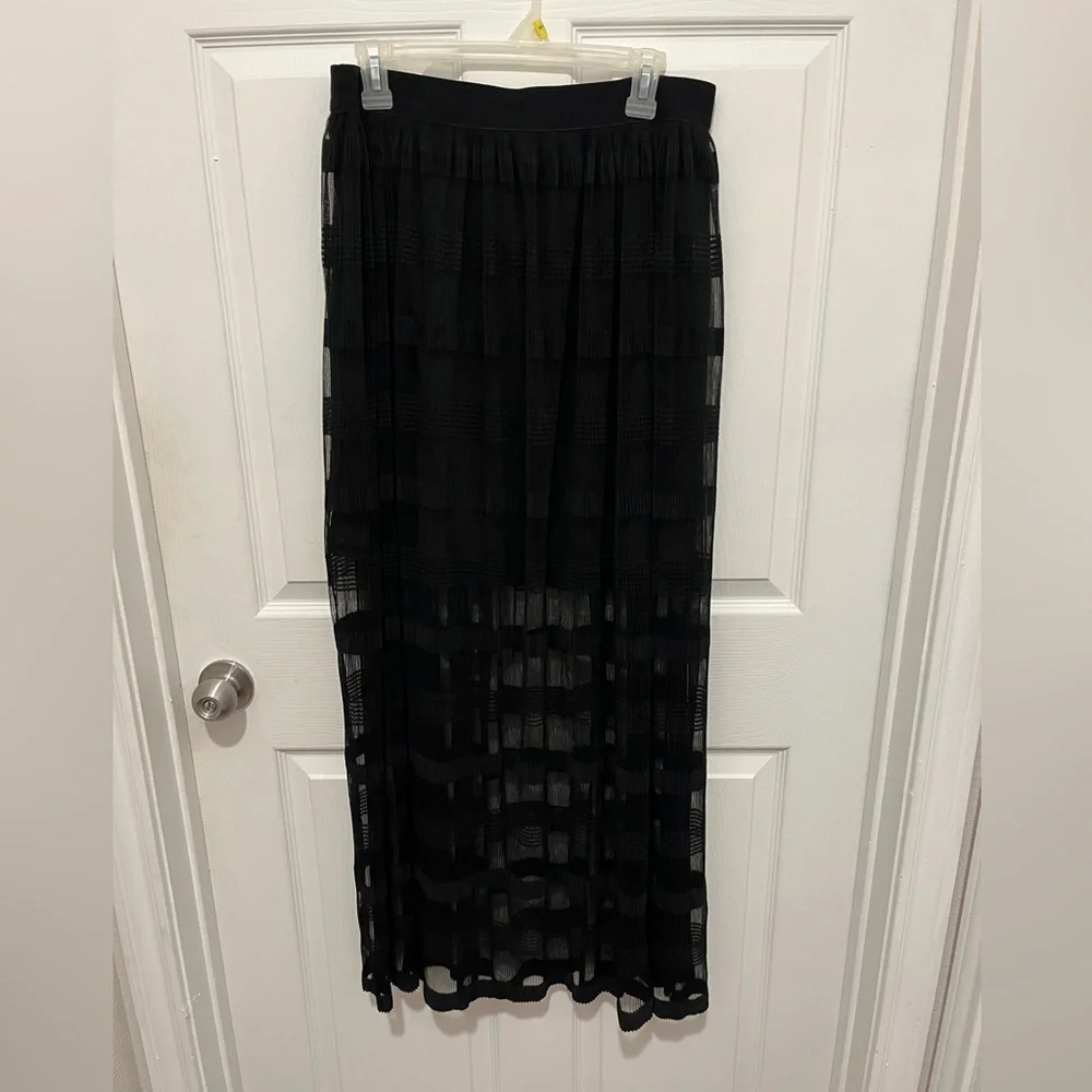 Lena Gabrielle Women’s Black Maxi Skirt Size M - Picture 2 of 12
